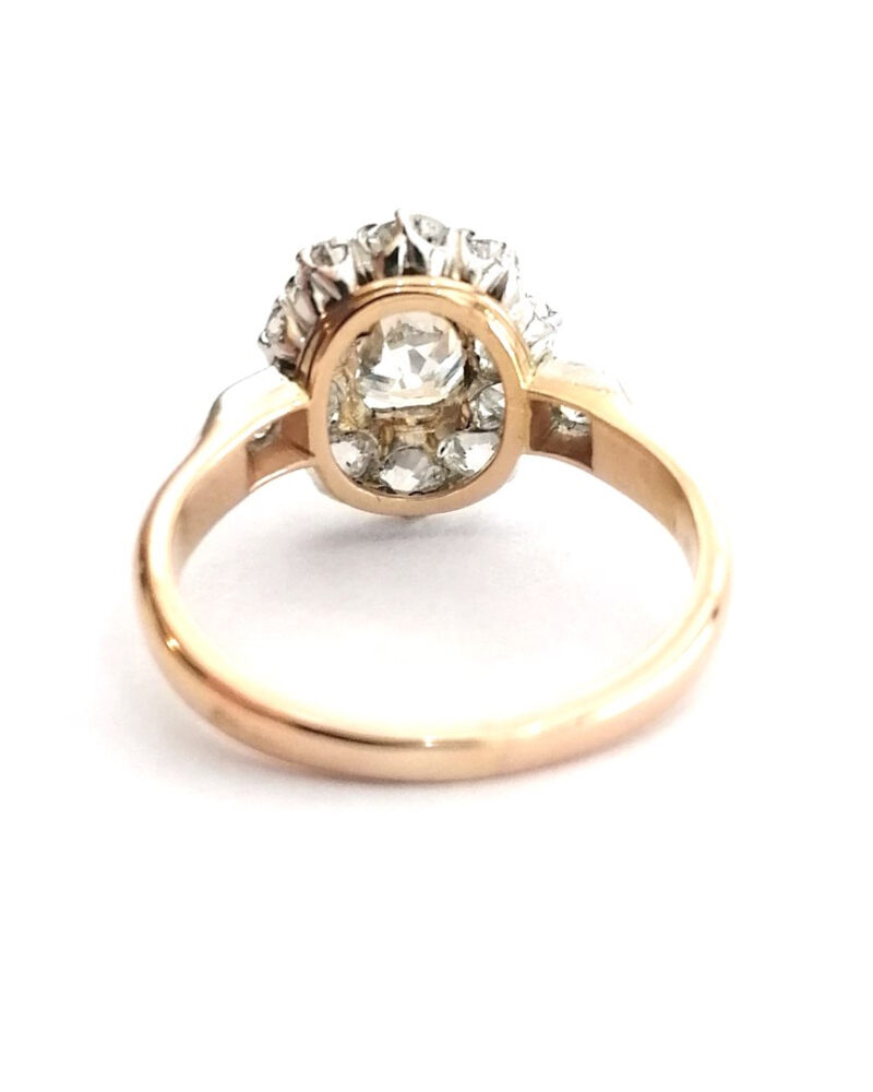 bague Pompadour ancienne or 18 carats diamants