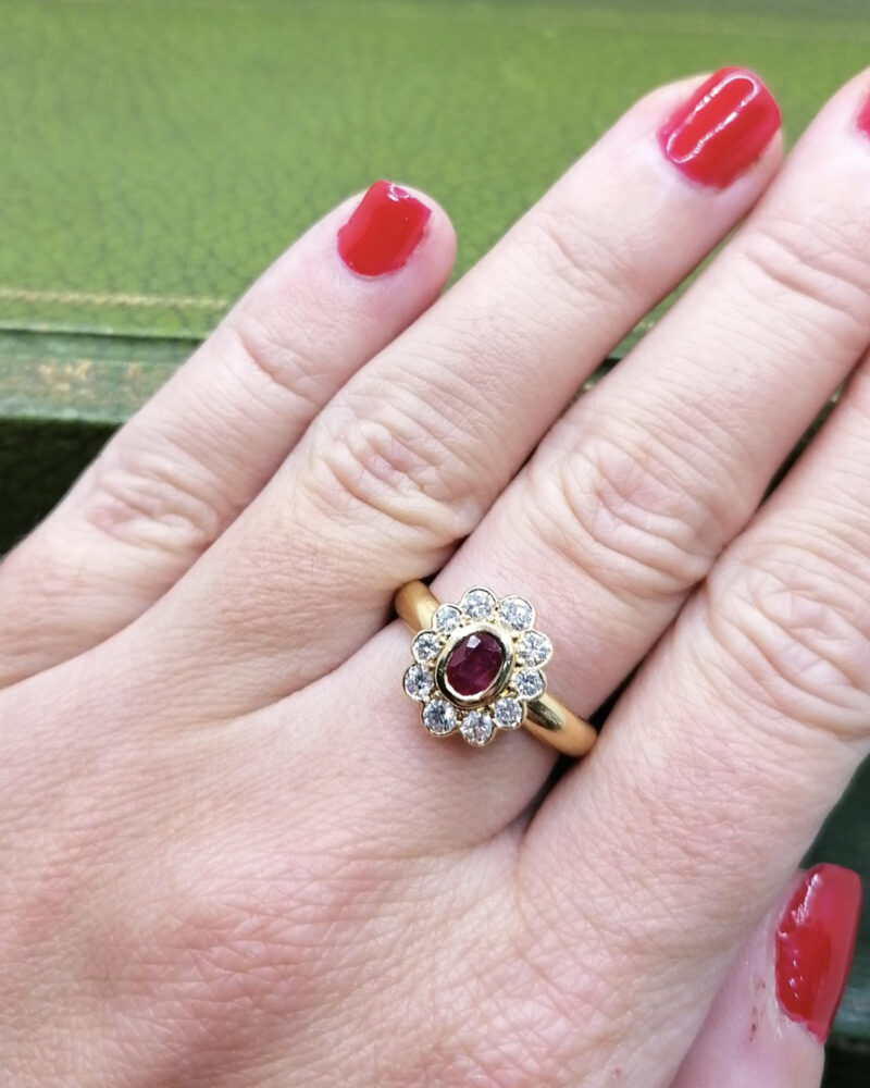 bague Pompadour diamants rubis Rouen Vannes Paris Nantes