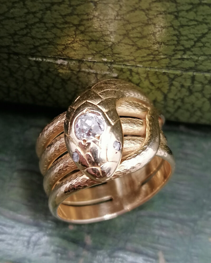 Bague serpent diamants or 18 carats Rouen Vannes Paris Nantes