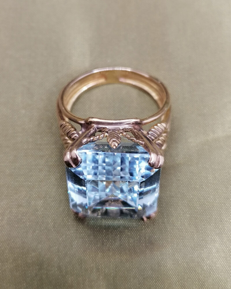 bague vintage or 18k Aigue Marine