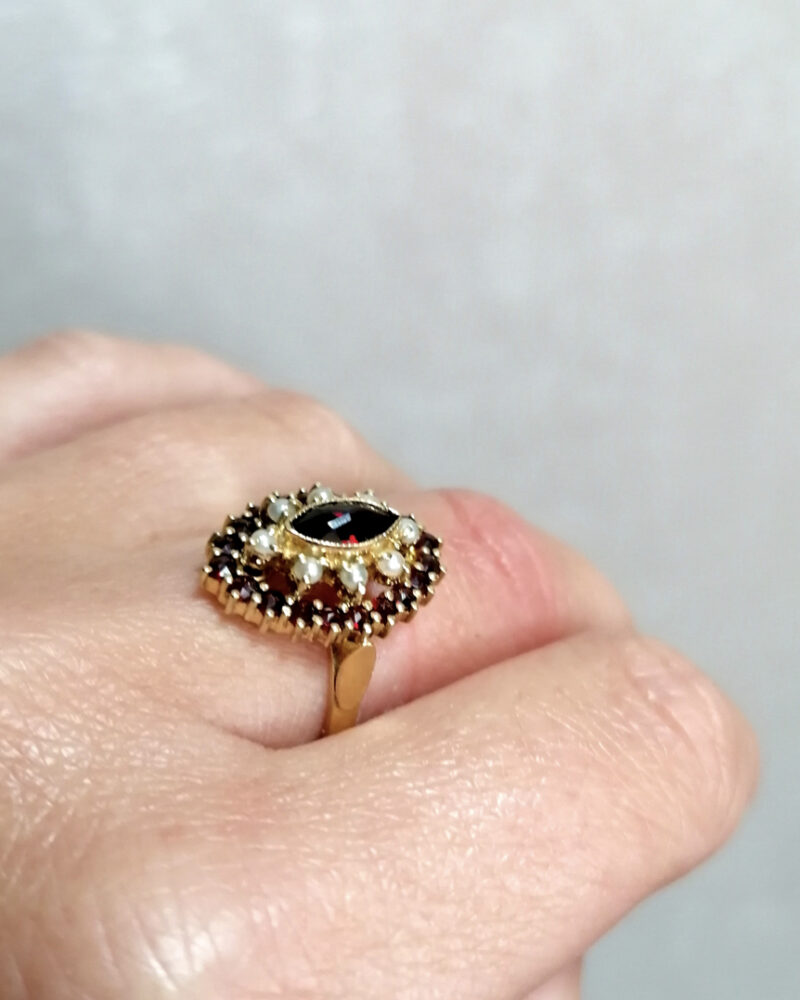 bague marquise grenats